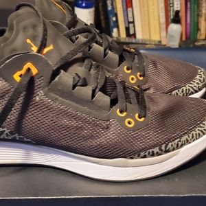 Jordan cross trainers